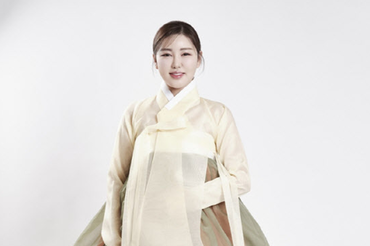 [오피니언 칼럼] 최창일 시인, "트로트, 교과서에 오르다 … 대중의 노래에서 배움의 언어로"