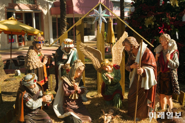 [오피니언 칼럼] 최창일 시인, 문학이 들려준 크리스마스