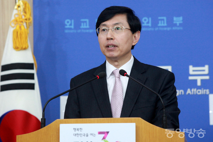 조준혁 외교부 대변인이 15일 오후 서울 세종로 외교부 기자실에서 브리핑을 하고 있다./사진=장건섭 기자