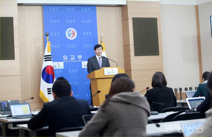 22일 오후 서울 종로구 외교부 청사애서 조준혁 외교부 대변인이 정례브리핑을 하고 있다./사진=장건섭 기자