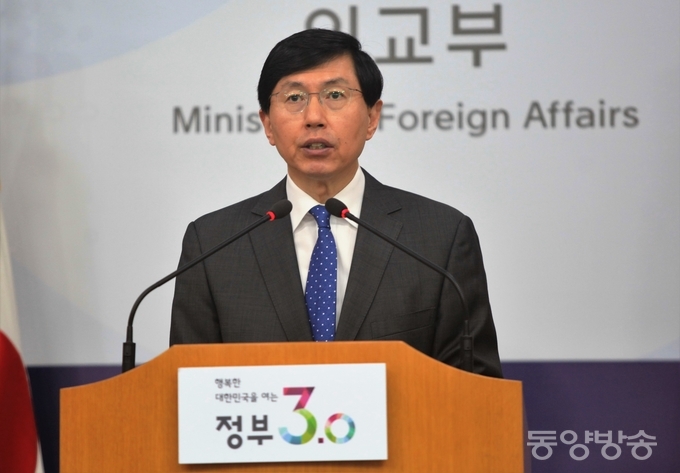 정례브리핑을 하고 있는 조준혁 외교부 대변인/사진=장건섭 기자