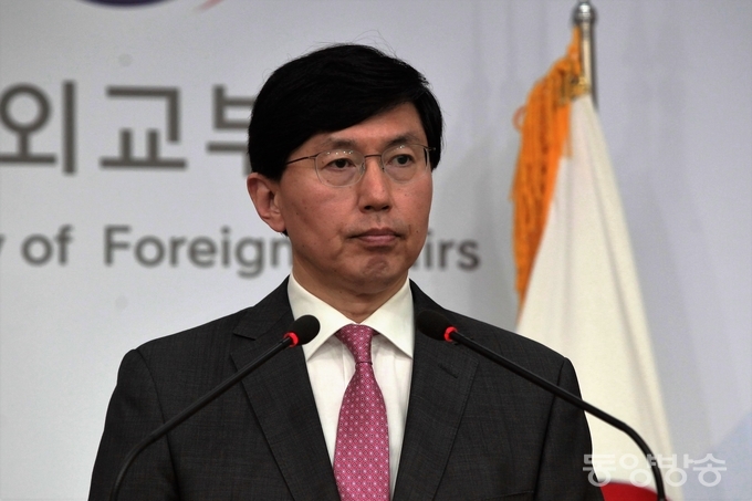 조준혁 외교부 대변인이 31일 오후 서울 종로구 도렴동 외교부 청사에서 정례브리핑을 하고 있다./사진=장건섭 기자
