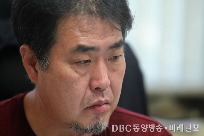 4일 오후 우정호 감독이 자신의 첫 영화 ‘사랑에 나이가 있나요(소개팅)’에 대해 설명하고 있다./사진=장건섭 기자