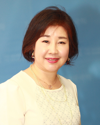 성명순 시인/사진=장건섭 기자