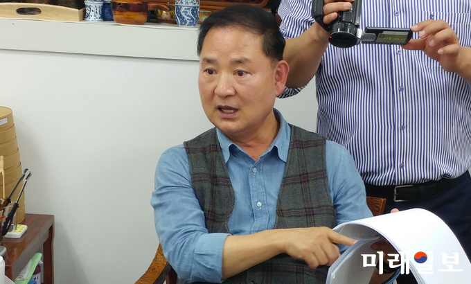 인터넷언론인연대 취재팀과 인터뷰 중인 여운환 씨./사진=언론인연대 특별취재팀