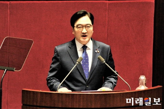 우원식 더불어민주당 원내대표가 31일 오전 국회 본회의에서 교섭단체 대표연설을 하고 있다./사진=김정현 기자
