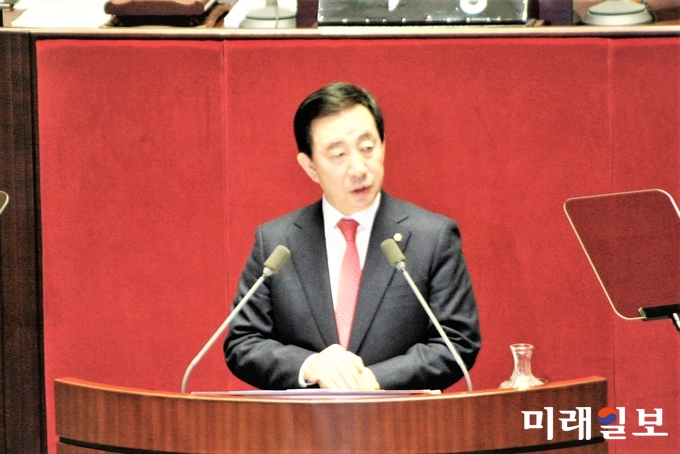김성태 자유한국당 원내대표가 1일 오전 서울 영등포구 여의도 국회에서 진행된 제356차 국회 제3차 본회의에서 교섭단체 대표연설을 하고 있다. /사진= 김정현 기자