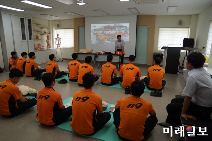 전남소방본부 소방교육대가 오는 9일부터 3일간 펌뷸런스 대원 현장 실무 향상과정 교육 훈련을 실시한다. / 사진=전남도 제공