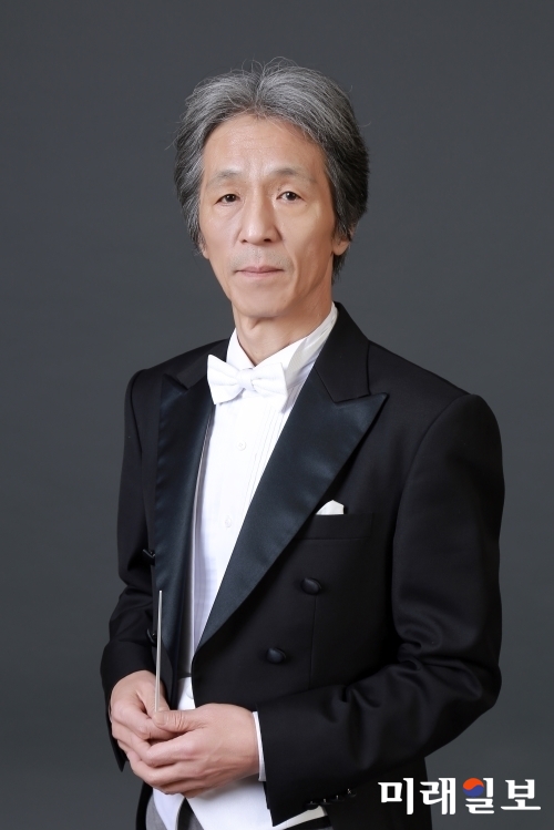 김홍재 지휘자