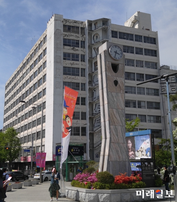 5.18 민주항쟁의 역사적인 현장 광주 전일빌딩 전경 / 사진=이중래 기자