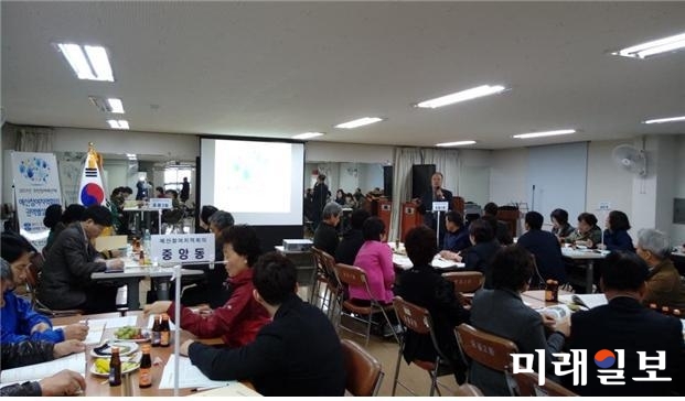 광주 북구가 오는 20일부터 22일까지 지역회의 위원, 동 자생단체 회장 및 주민 등 360여명을 대상으로 '2018 예산참여지역회의 권역별 설명회'를 개최한다. / 사진=북구청 제공