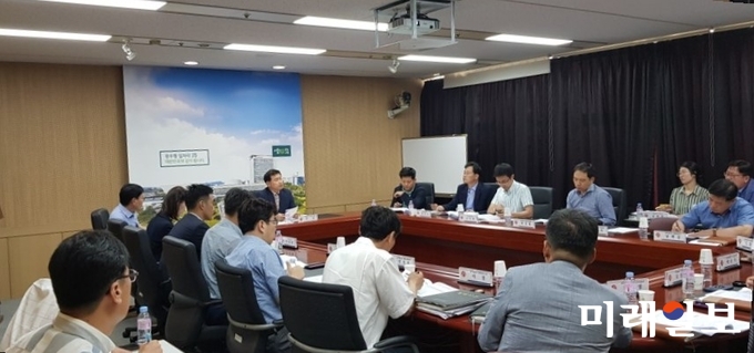 광주광역시는 북상 중인 장마전선의 영향으로 집중호우가 예상됨에 따라 25일 협업회의를 열고 대응태세를 긴급 점검했다. / 사진=광주시 제공