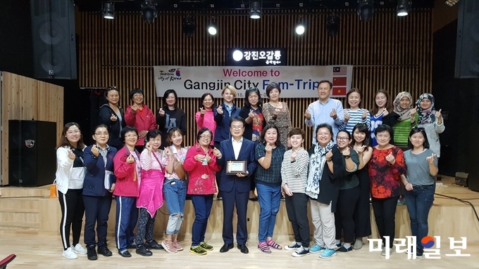 전남 강진군이 지난 1일부터 3일간 외국인 팸투어를 진행하고 있다. / 사진=강진군 제공