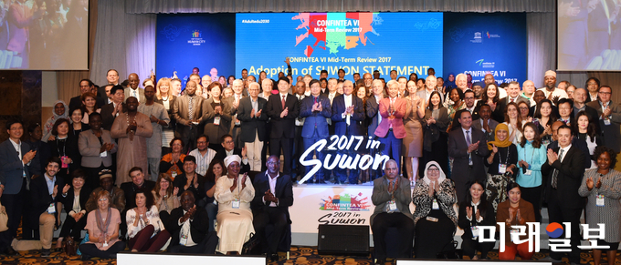 지난 2017년 제54회 화성문화제에서 열린 국제자매도시의 밤 행사 장면./사진=수원시 제공