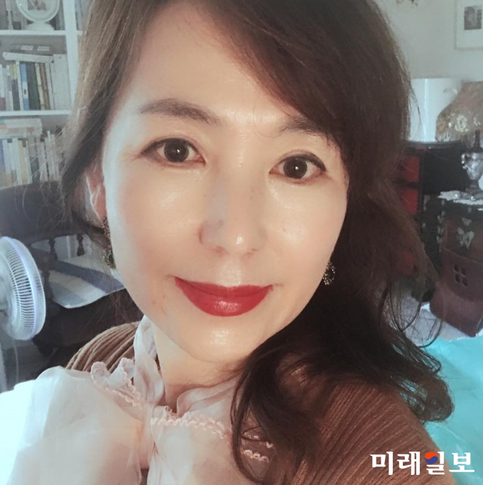 소설가 공지영 작가./사진=공지영 작가 페이스북 갈무리.
