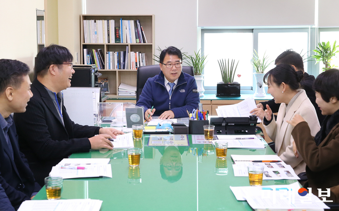 광주 동구가 지난 26일 구청3층 상황실에서 ‘혁신네트워크’ 2차 회의를 개최했다. / 사진=동구청 제공
