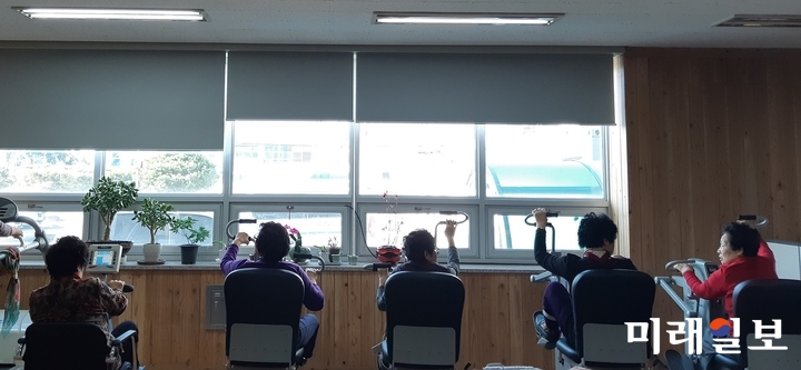전남 강진군은 재가 장애인의 건강수준 향상 및 건강행태 개선을 위해 지역사회중심재활 사업을 실시한다. / 사진=강진군 제공