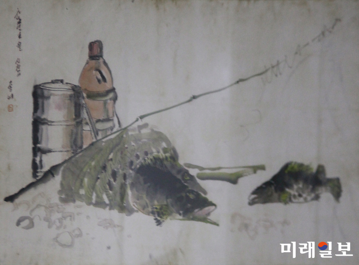 서울 여의도 국회 본관 5층 문체위 앞 전시공간 문화샛길에서 오는 5월 10일까지 열리고 있는 '국회 '남·북 미술전' 북한 인민예술가 정종여의 '선창에서'/사진=장건섭 기자