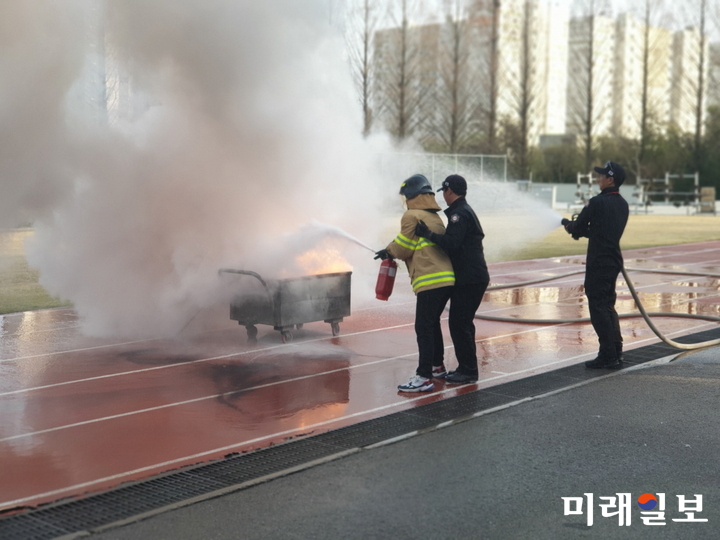 광주광역시 소방학교는 지난 28일부터 2일 간 광산구 소촌동 광주소방학교에서 엠마우스 장애인 공동생활가정 33명을 대상으로 소방안전교육을 실시했다. / 사진=광주시 제공