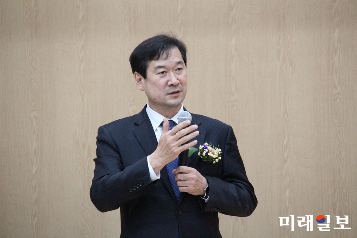 대불산학융합원의 제3대 원장에 송하철 목포대학교 교수가 임용됐다. / 사진=전남도 제공