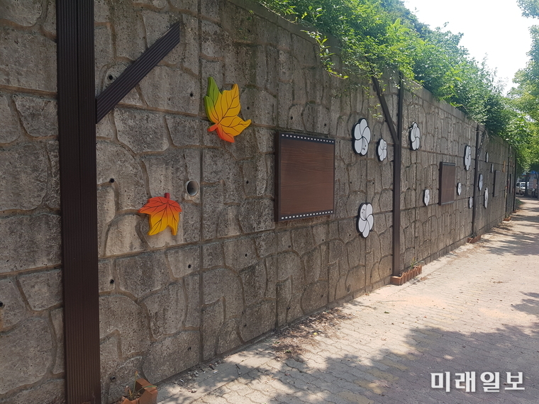 광주 서구 풍암동 주민자치회가 ‘풍암동의 사계절 경관’을 주제로 ‘제1회 풍암골 사진전’을 개최한다. / 사진=서구 제공