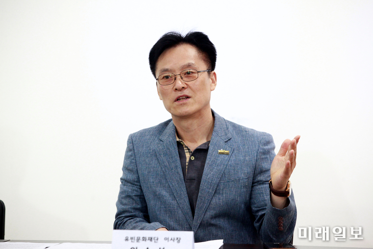 이순신 유빈문화재단 이사장이 20일 오전 서울 종로구 피카디리 국제미술관에서 개최되는 유빈문화재단 주최의 '앙데팡당 2019 KOREA' 언론 시사회에서 발언하고 있다./사진=장건섭 기자