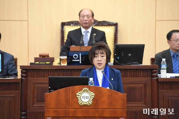 오현숙 서울 영등포구의회 의원이 구정질의를 하고 있다./사진=영등포구의회 제공