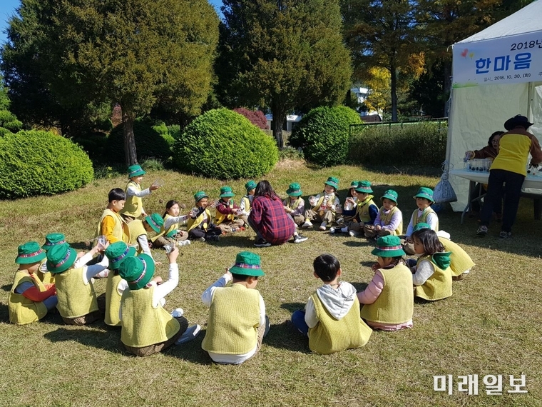 전라남도산림자원연구소는 유아의 전인적 성장을 위한 유아숲교육의 활성화를 위해 8일 유아숲교육 체험행사인 ‘2019년 유아숲 페스티벌’을 개최한다. / 사진=전남도 제공