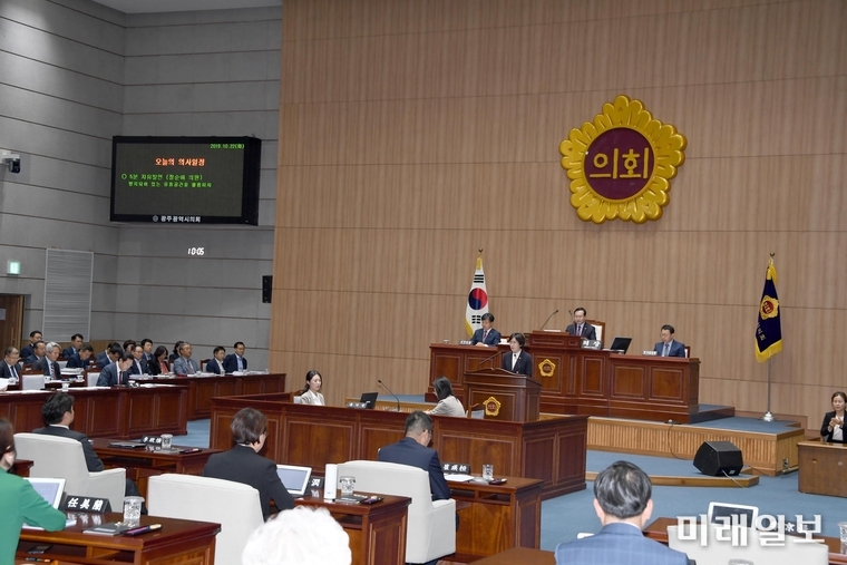 광주광역시의회 제283회 임시회 제6차 본회의에서 정순애의원이 5분 자유발언을 하고 있다. / 사진=광주시의회 제공