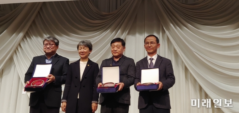 전라남도는 문화재청의 ‘2019년 문화재 돌봄사업’ 전국 수행평가에서 전남 문화재 돌봄사업 수행단체인 (사)문화재예방관리센터가 6년 연속 전국 최우수단체로 선정됐다. / 사진=전남도 제공