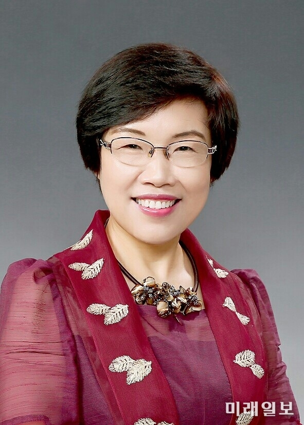 박봉순 광주초등학교 교장