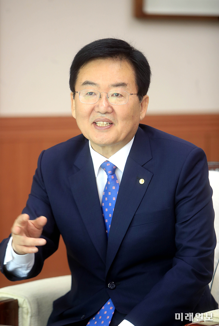 문인 광주북구청장