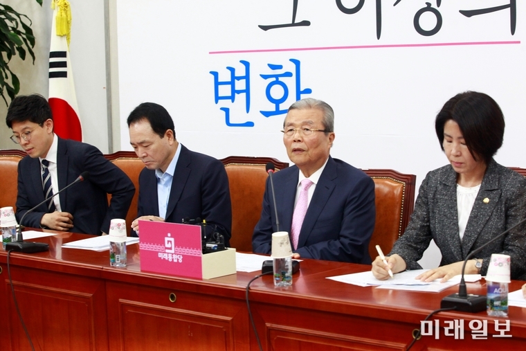김종인 미래통합당 비대위원장이 18일 오전 서울 여의도 국회에서 열린 비상대책위원회의에서 발언을 하고 있다./사진=장건섭 기자
