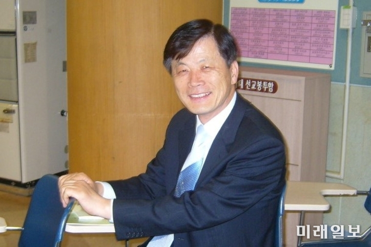 지난 3월 9일 부천문인회 제2대 회장으로 취임한 구금섭 시인./사진=미래일보 DB