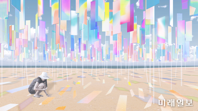 오비비에이 OBBA, 〈Lightwaves〉, 2021, 다이크로익 필름, PC 파이프, 가변크기./사진=㈔부산비엔날레조직위원회 제공