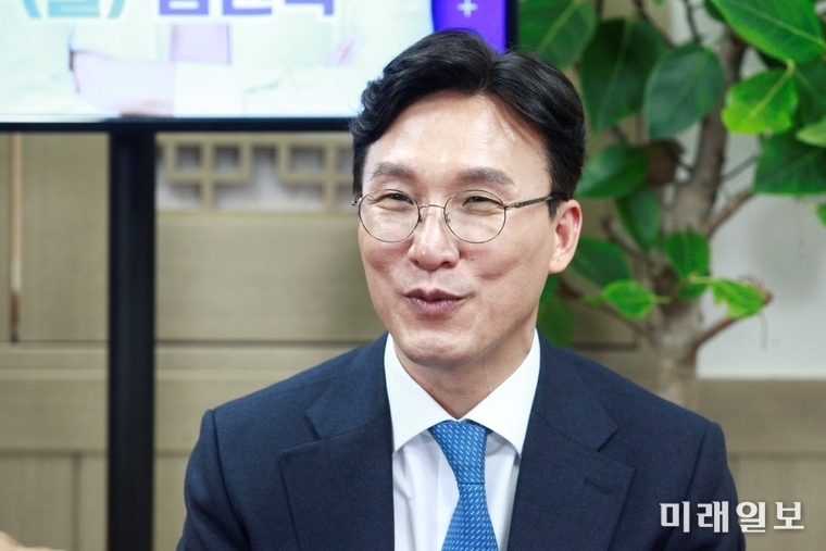 김민석 국회 보건복지위원장./서진=장건섭 기자