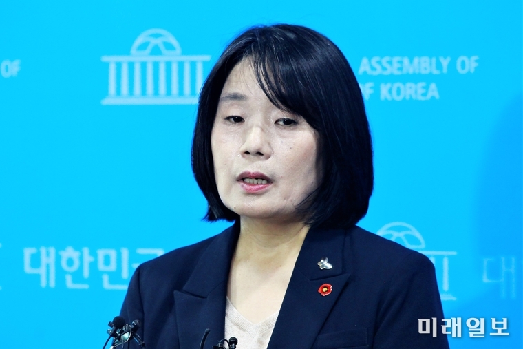 윤미향 무소속 의원./자료사진=장건섭 기자