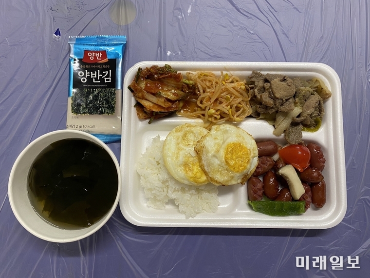 희망브리지가 7월 초부터 지속된 호우로 큰 피해를 보고 있는 각 지역에서 구호 활동을 전개하고 있는 가운데 21일부터 30일까지 이재민들에 제공하는 알찬 식단./사진=희망브리지 제공