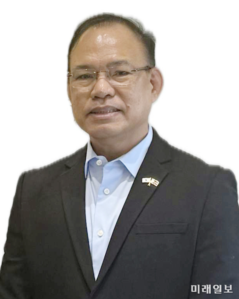 4월 1일부로 한국지사 신임 지사장에 임명된 얼윈 페르난데스 발라네(Erwin Fernandez Balane) 박사./사진=필리핀 관광부