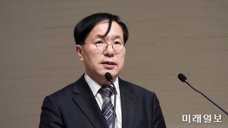 김경식 사단법인 국제PEN한국본부 사무총장./사진=장건섭 기자