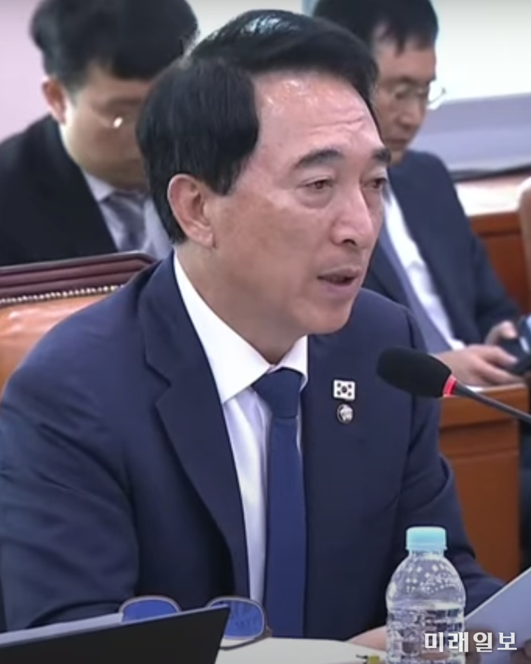 박수현 더불어민주당 의원이 29일 서울 여의도 국회에서 열린 최휘영 문화체육관광부 장관 후보자 인사청문회에서 질의하고 있다./사진=박수현