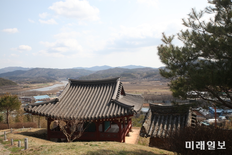 지역 유림들이 모여 학문을 논하고 시문을 나누던 강학 공간 천인정과 보성 당촌 별신당집 및 당제 © 이중래 기자