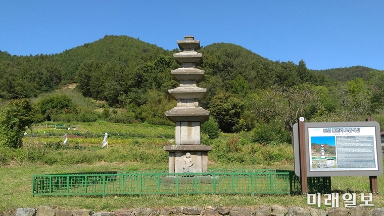 국가 지정문화재 보물인 보성 봉천리 오층석탑(보물 제1115호) © 이중래 기자